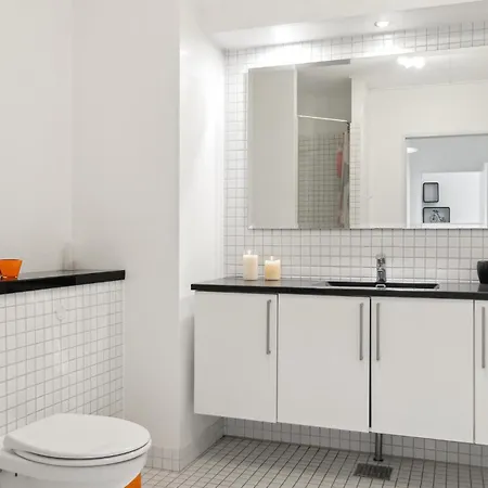 2 Bedroom Beautiful Apartment In Fano